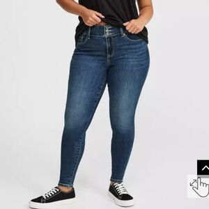 TORRID Super Soft High Rise Jegging
